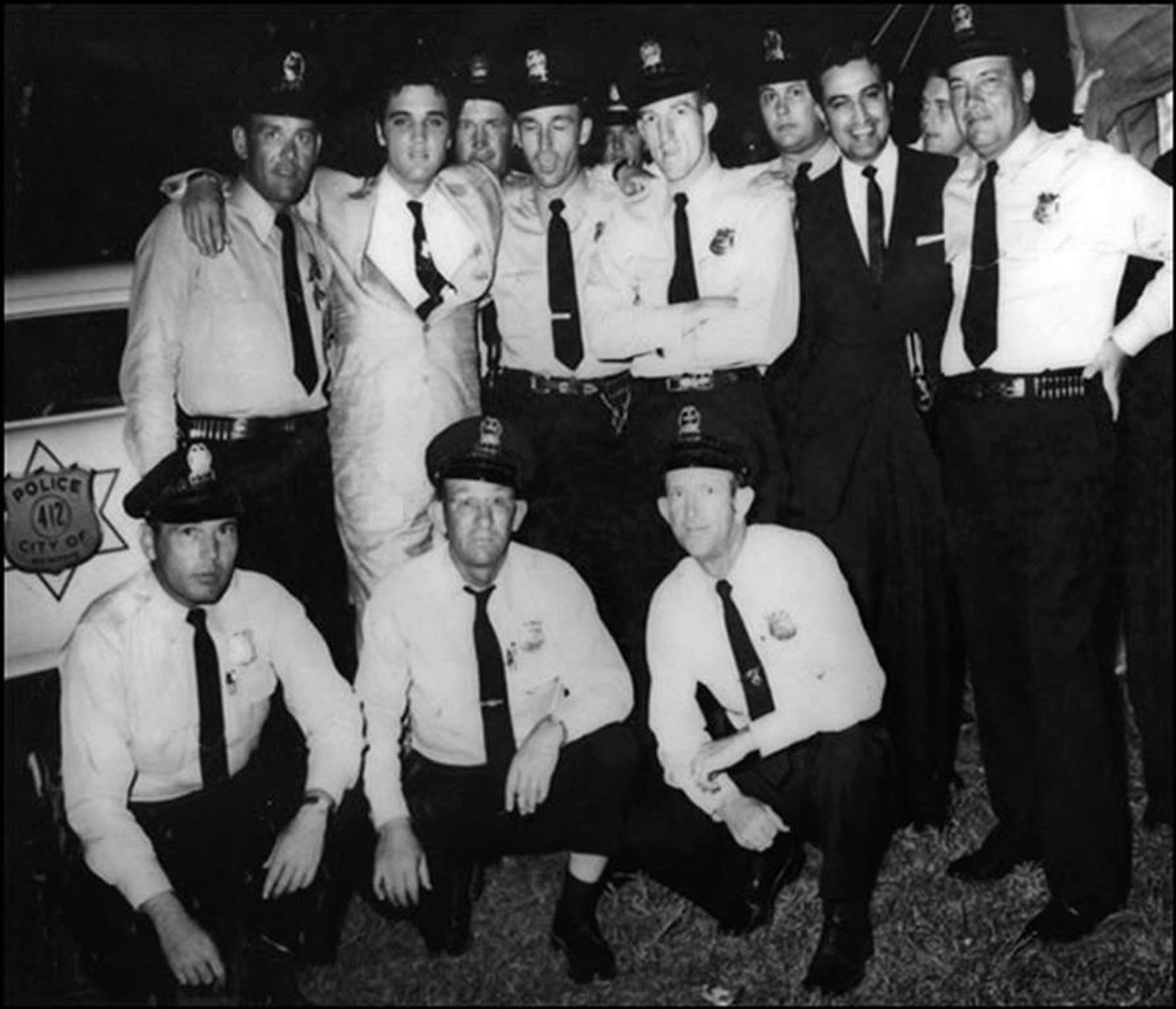 Elvis with police